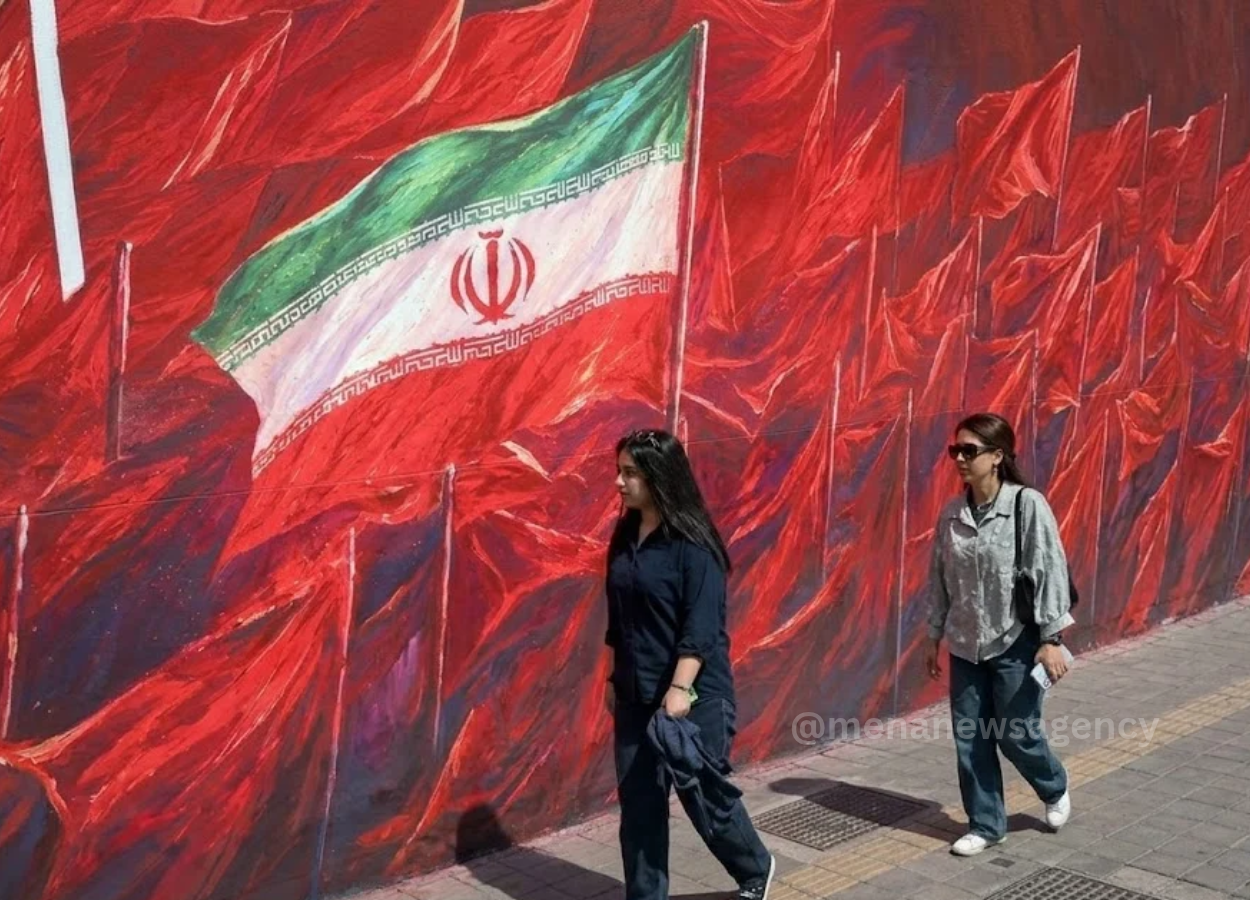 Donald Trump dismisses immediate military action against Iran while keeping long-term options open